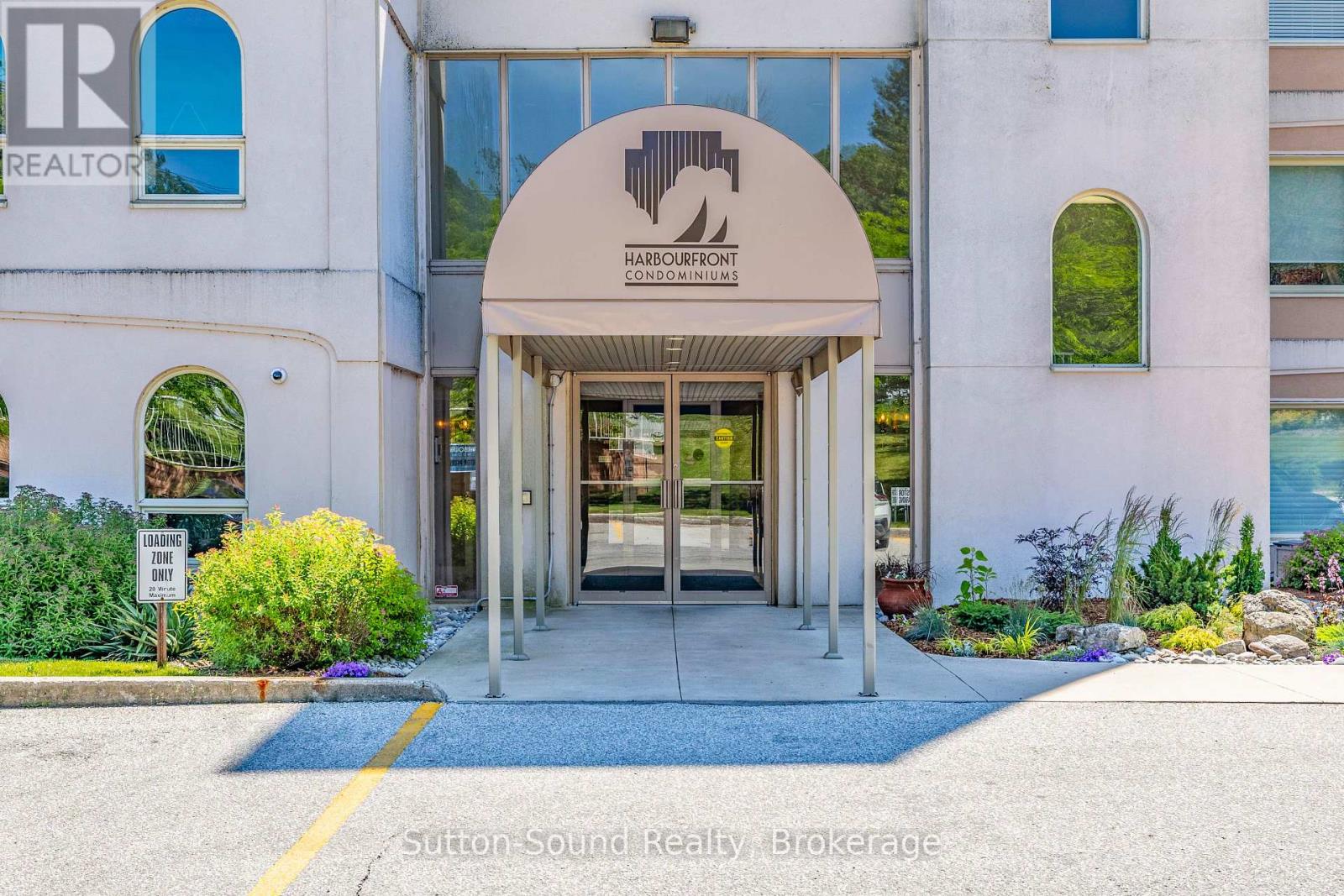 102 - 2555 3RD AVENUE W