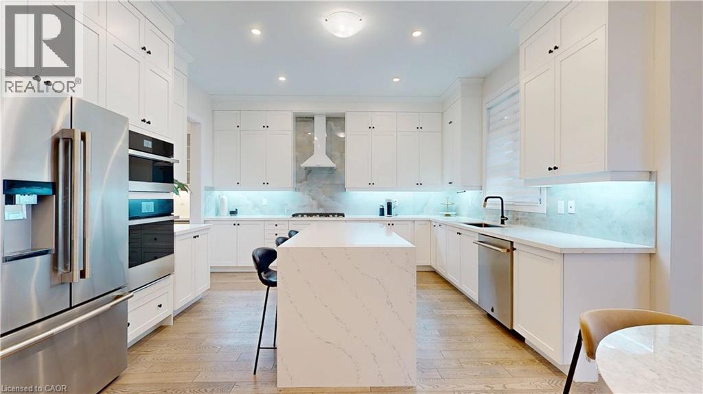 3313 SUNNINGDALE Gardens