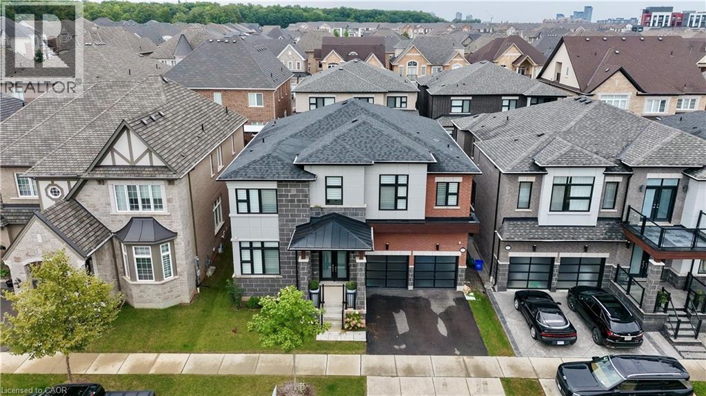 3313 SUNNINGDALE Gardens