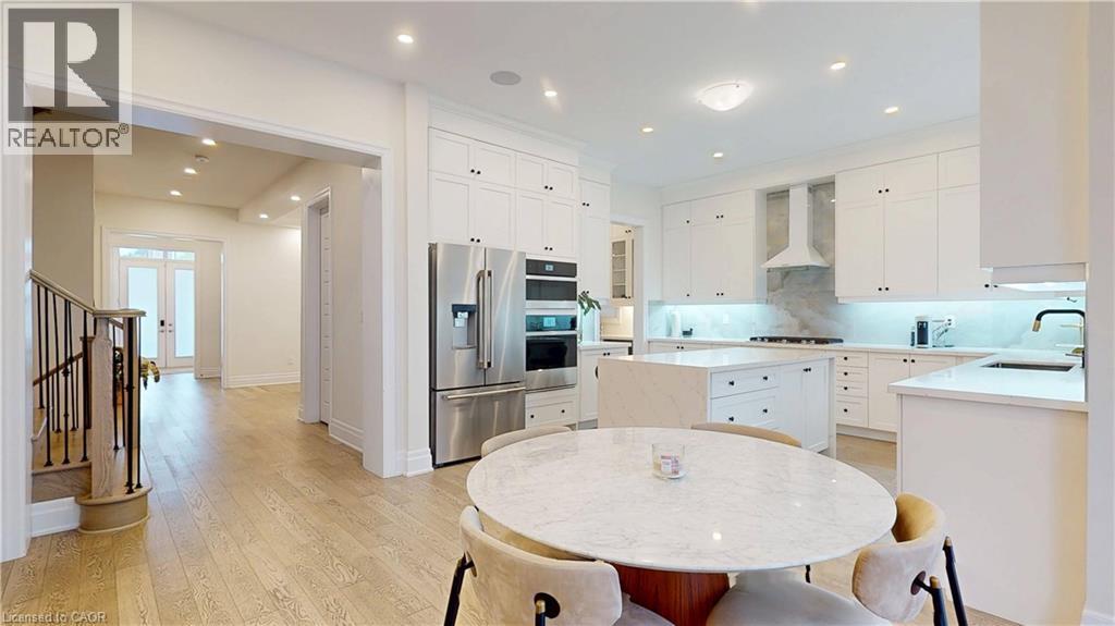 3313 SUNNINGDALE Gardens