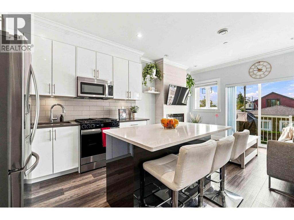 3162 VENABLES STREET, VANCOUVER, BC V5K 2S4 - Image 3134623461.jpeg?d=l