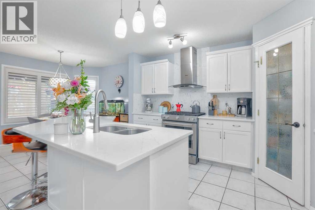 210 Mt Douglas Court SE