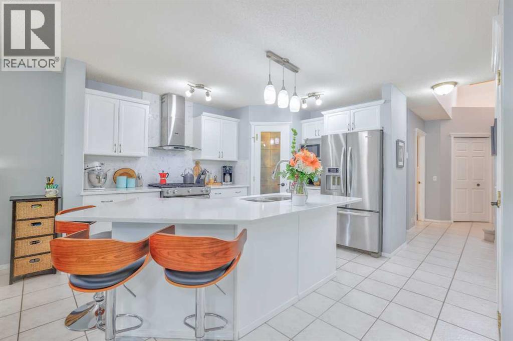 210 Mt Douglas Court SE