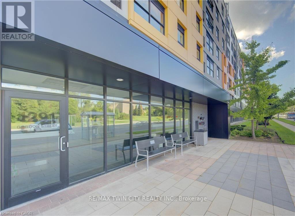 327 - 1291 GORDON STREET