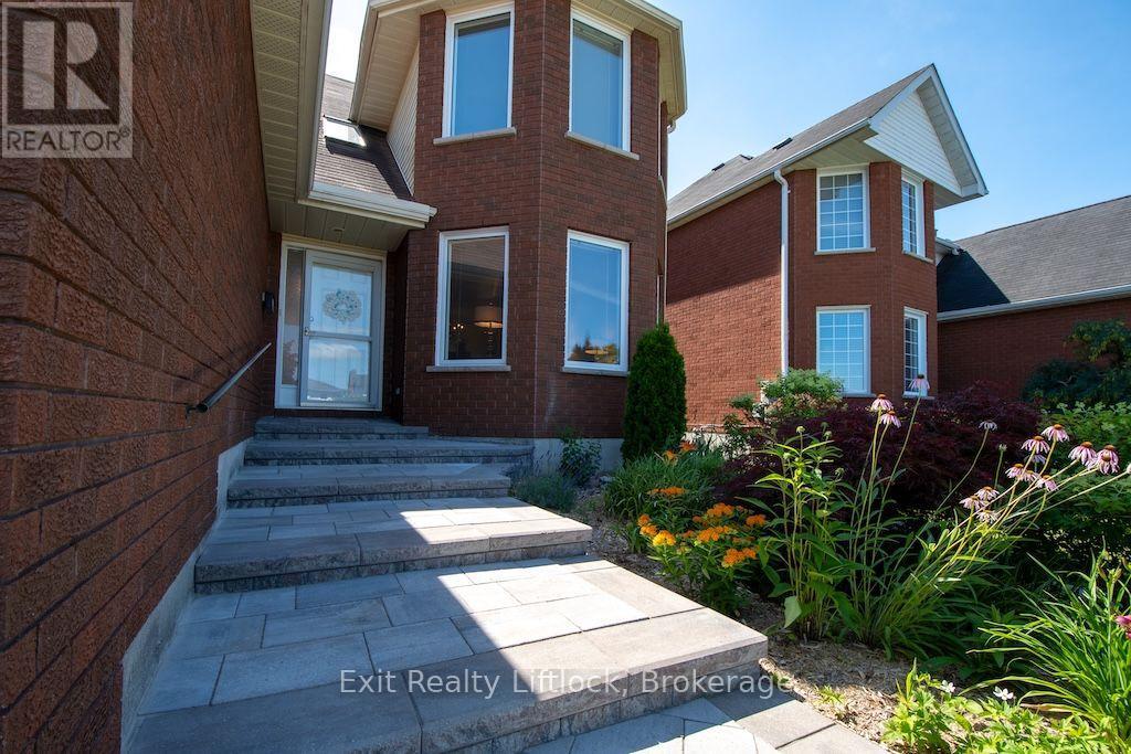 3133 FRANCES STEWART ROAD - Photo 2