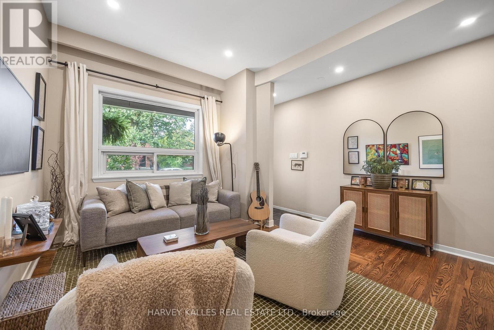 495 ROXTON ROAD
