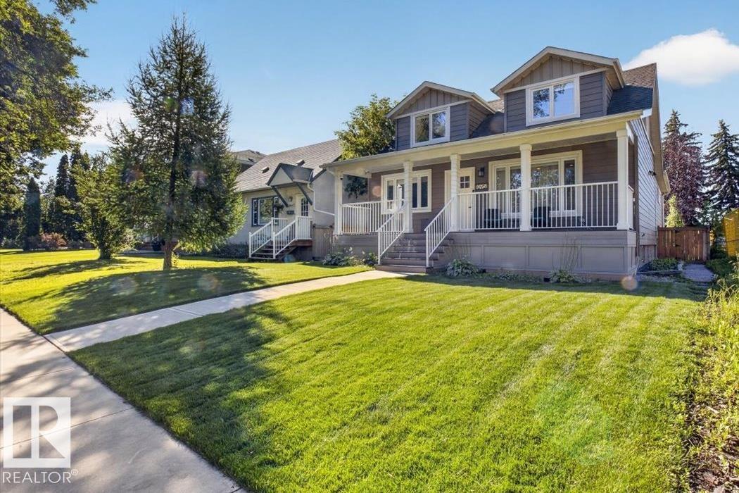 10951 62 AV NW