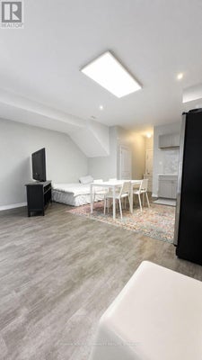 Basement - 76 Church St S, Richmond Hill (Crosby), ON 3