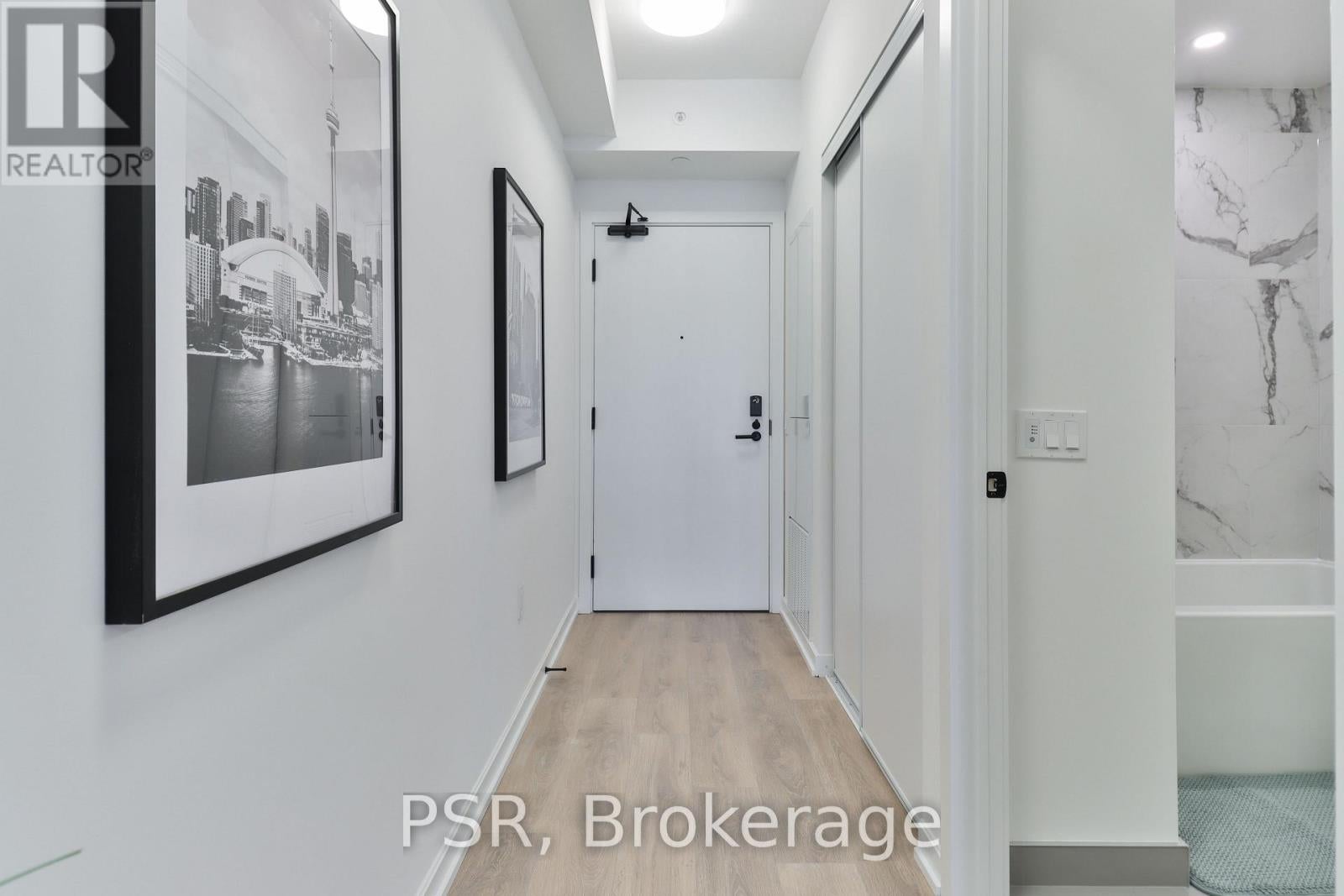 2305 - 10 GRAPHOPHONE GROVE