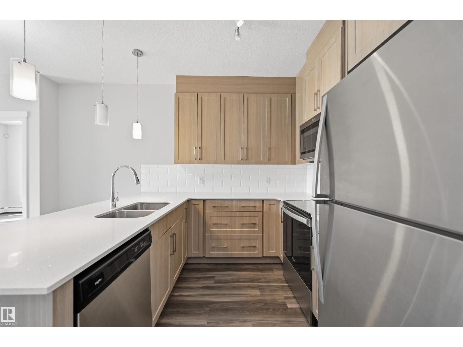 #117 812 WELSH DR SW