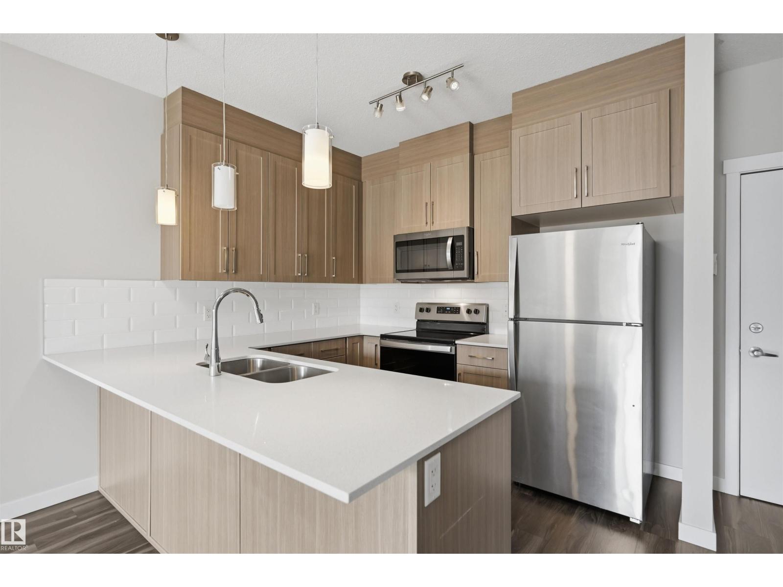#117 812 WELSH DR SW