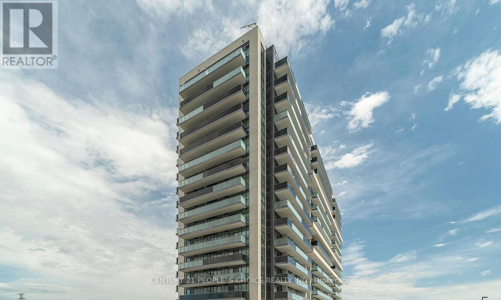 306 - 2545 SIMCOE STREET N