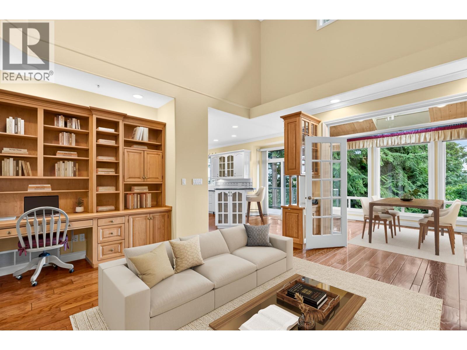 7 688 CITADEL DRIVE