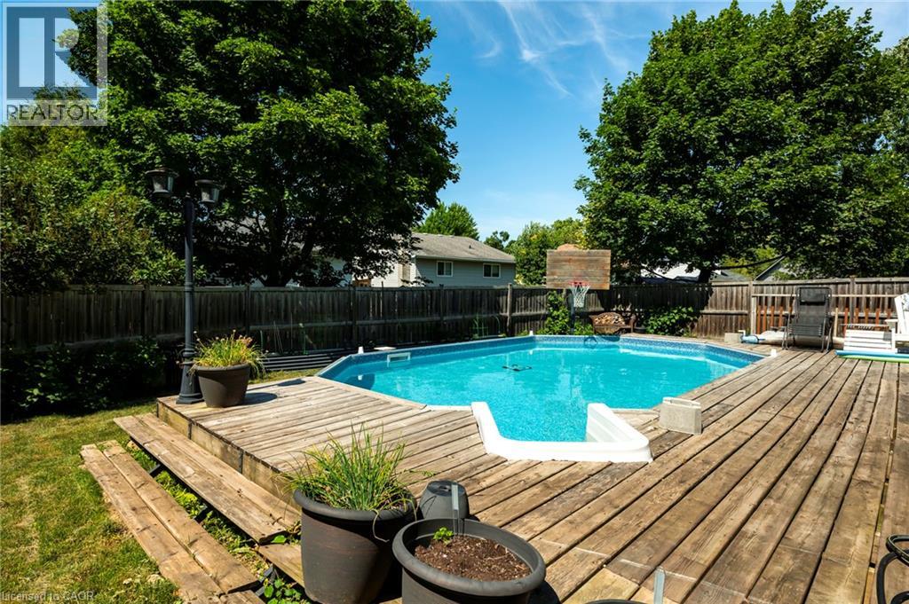364 STONEHEIGHT Place