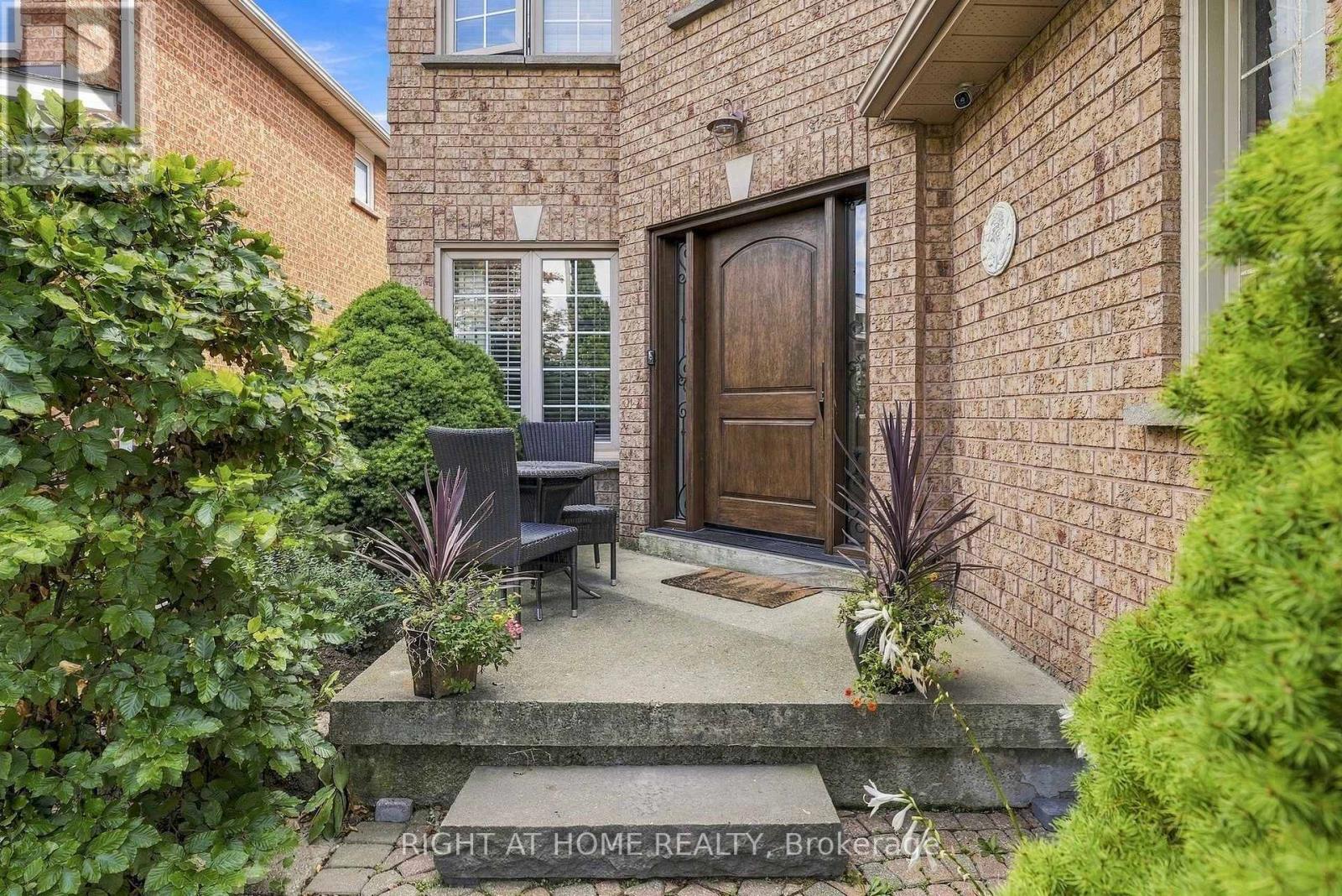 71 VENETO DRIVE