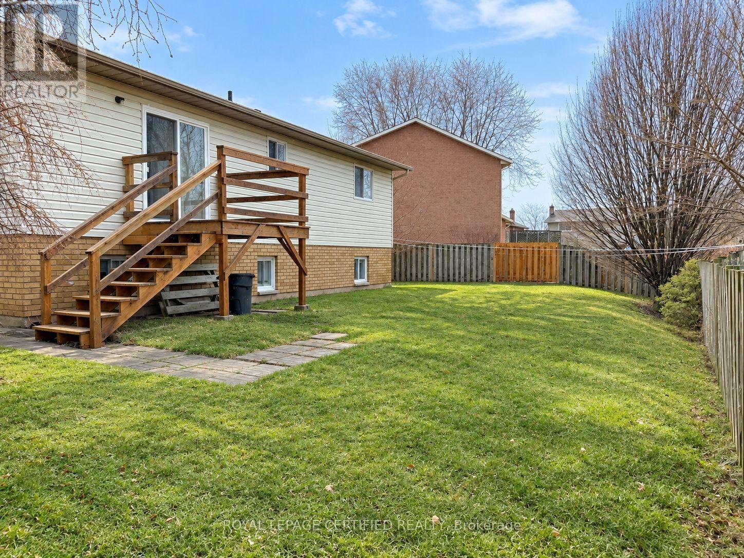 23 HICKORY COURT