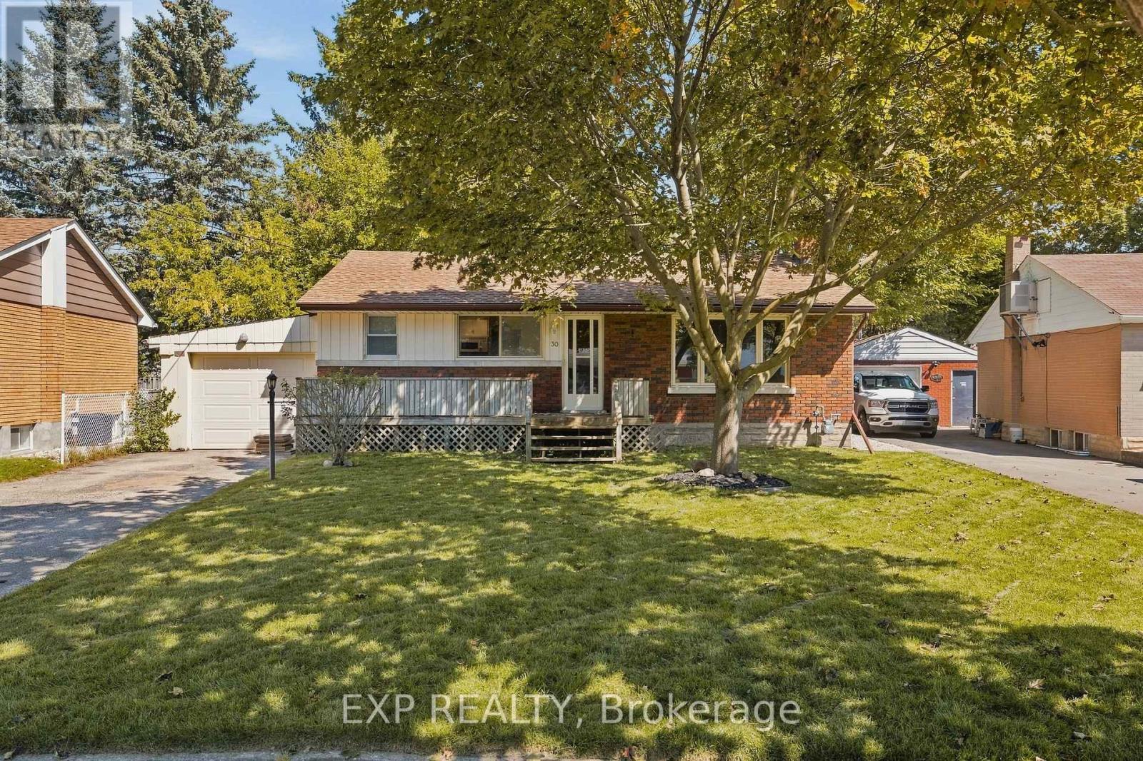 30 GERARD AVENUE