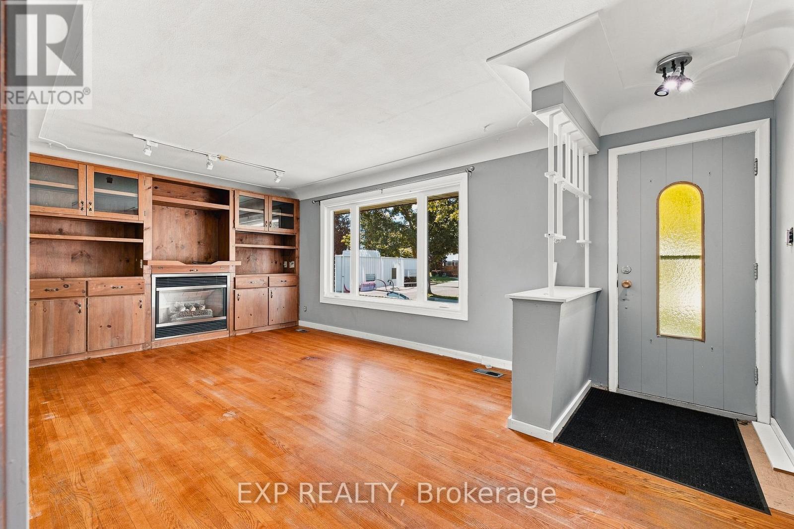 30 GERARD AVENUE