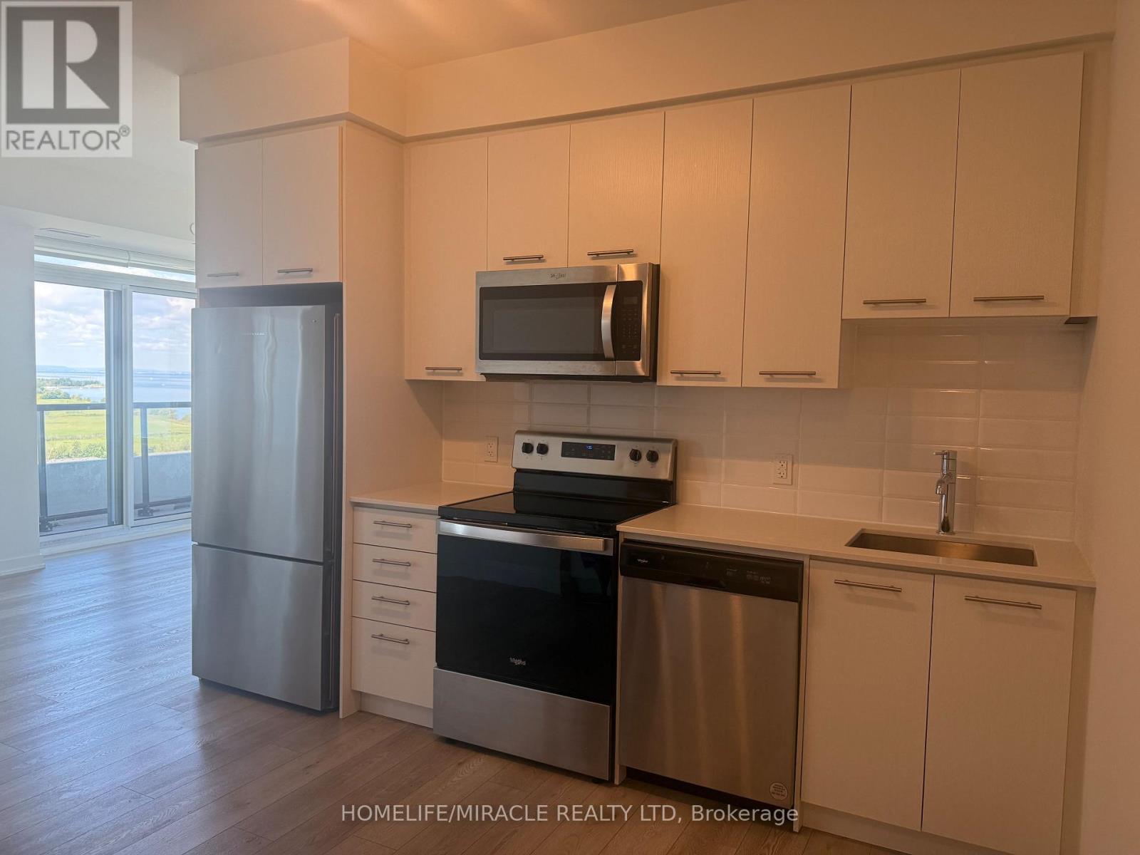 1105 - 385 WINSTON ROAD
