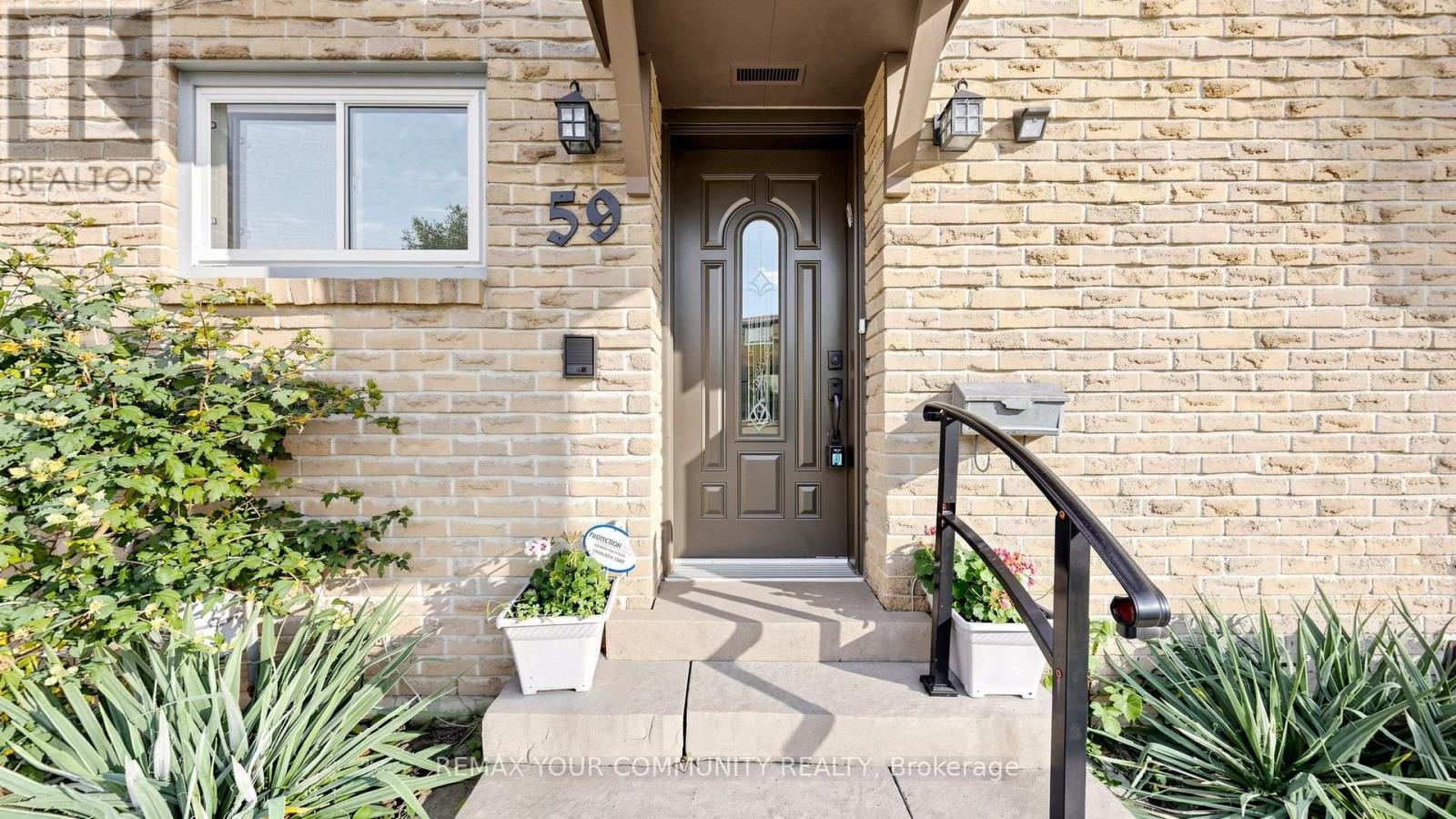 59 ROBERT HICKS DRIVE