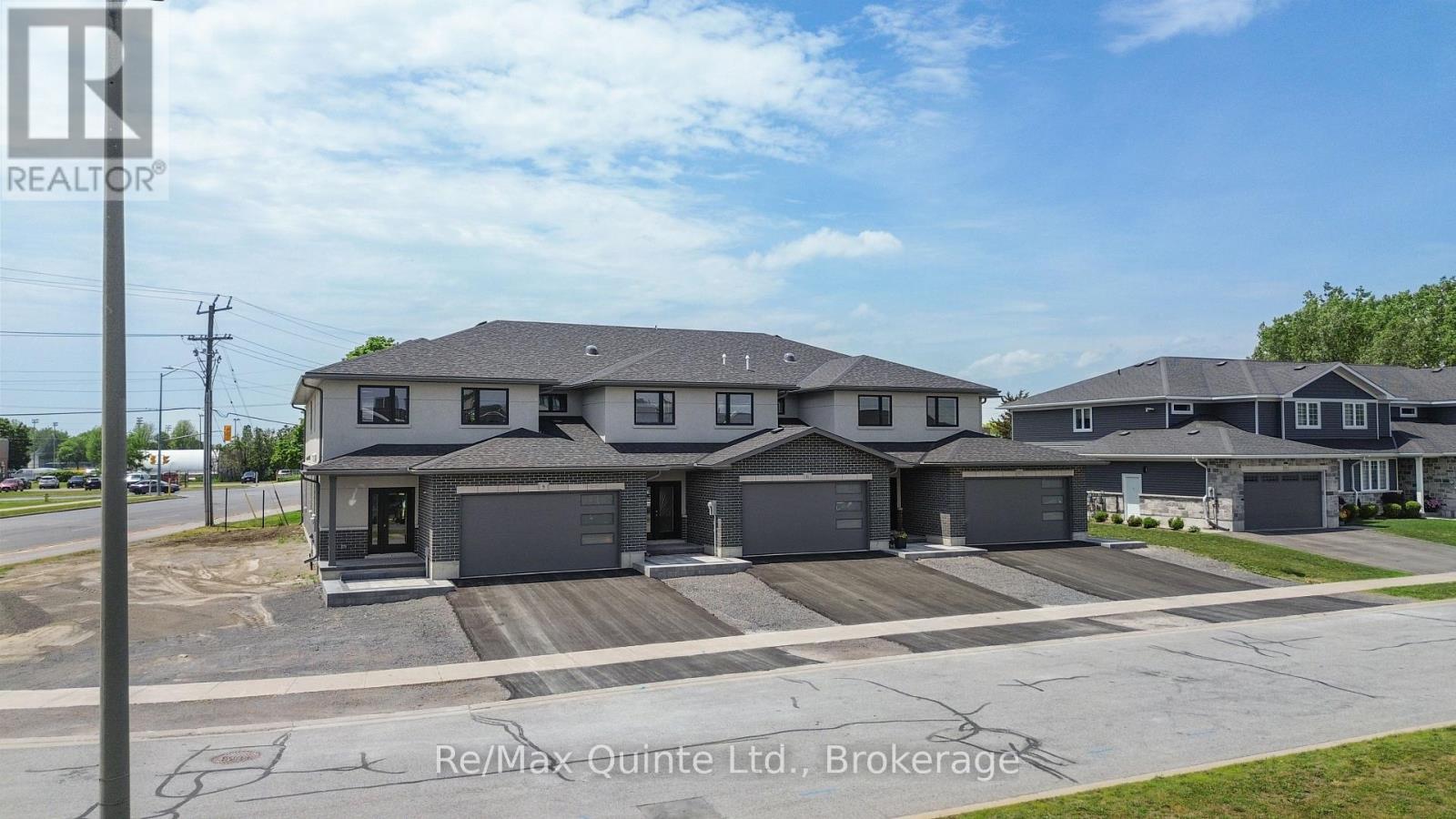 8 STINSON AVENUE