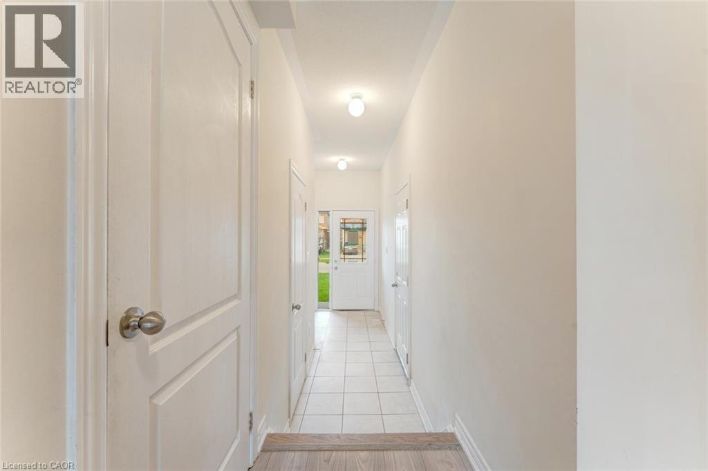 422 KROTZ Street W