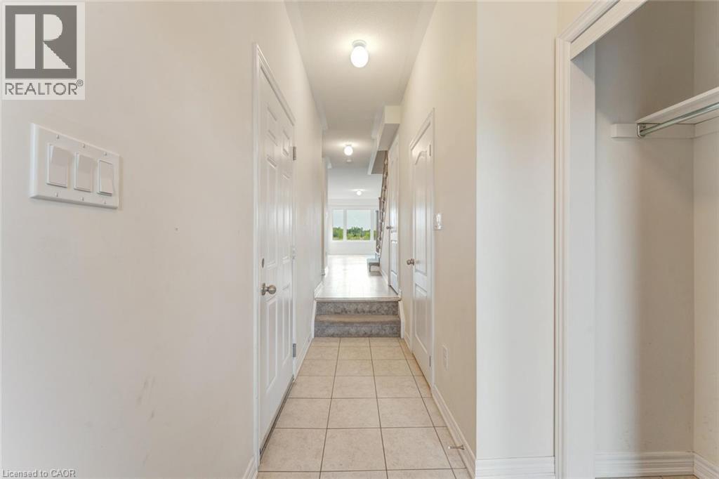 422 KROTZ Street W