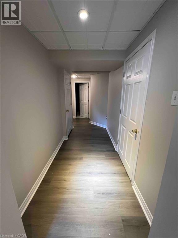 151 CLAIRFIELDS Drive E Unit# 4