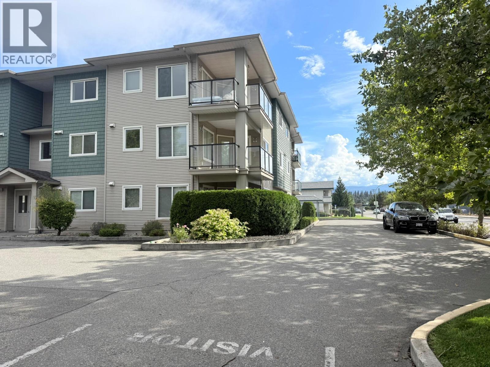 135 Ziprick Road Unit# 406