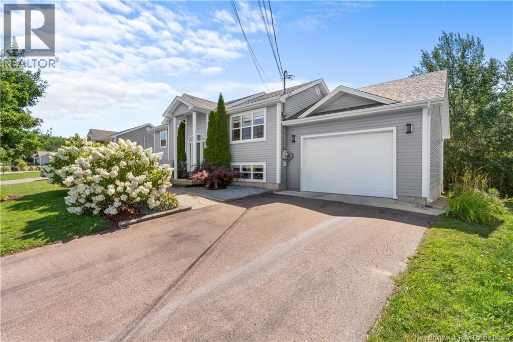 59 Nicolas Street - Photo 2