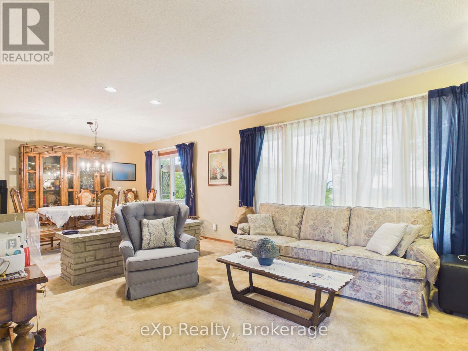 95 10TH STREET S