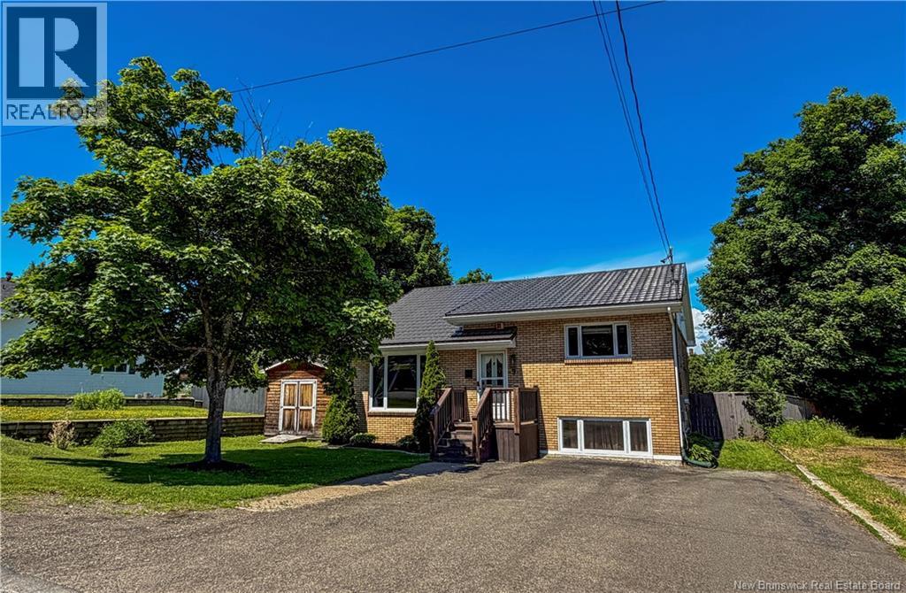 9 STANLEY STREET, CAMPBELLTON, NB E3N 1G7 - Image 1092048784.jpeg?d=l