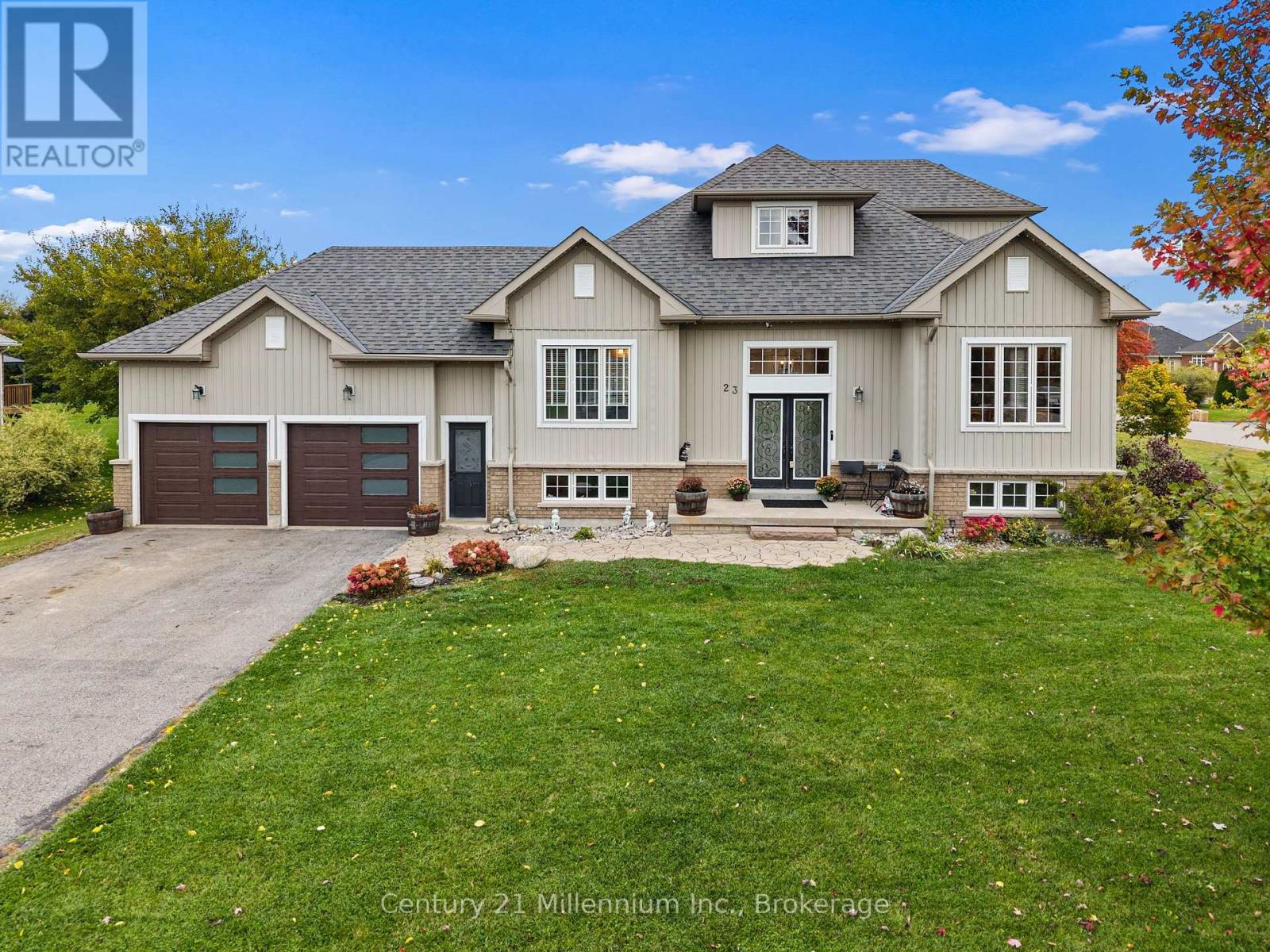 23 BUTTERNUT CRESCENT