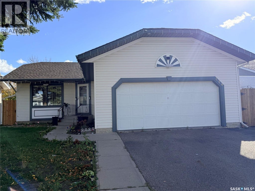 119 HALL CRESCENT, SASKATOON, SK S7L 7G7 - Image 942043232.jpeg?d=l