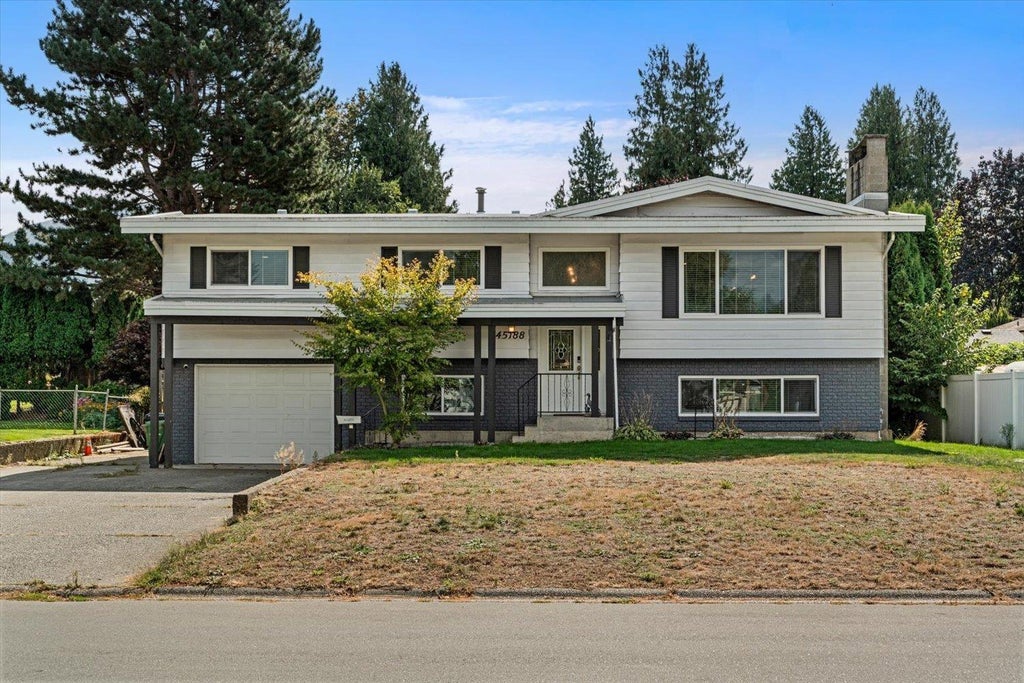 45188 REDWOOD AVENUE, SARDIS SOUTH, CHILLIWACK, BC V2R 1W2 - Image 836571459.jpeg?d=l