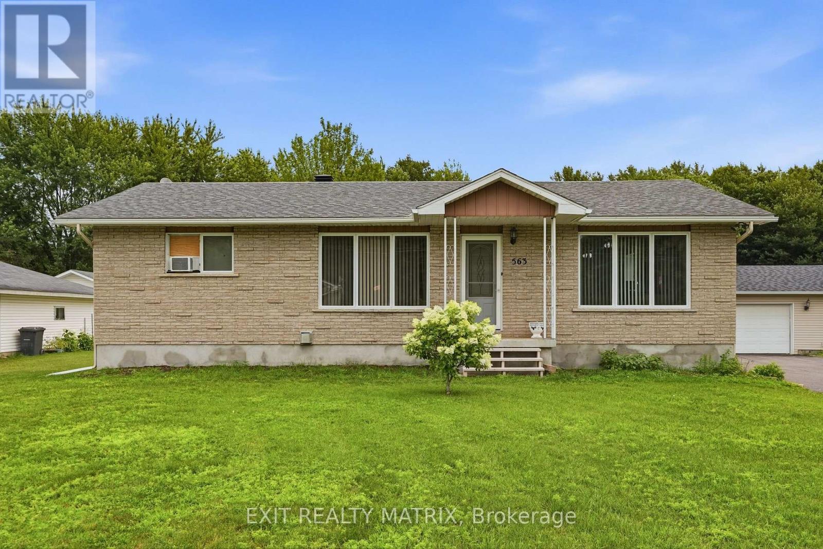 563 LAJEUNESSE ROAD - Photo 2