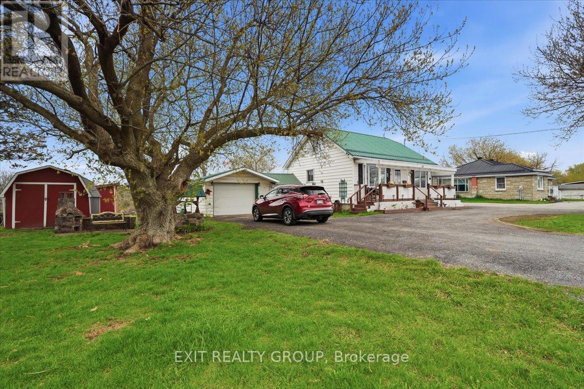 59 CANNIFTON ROAD N - Photo 2