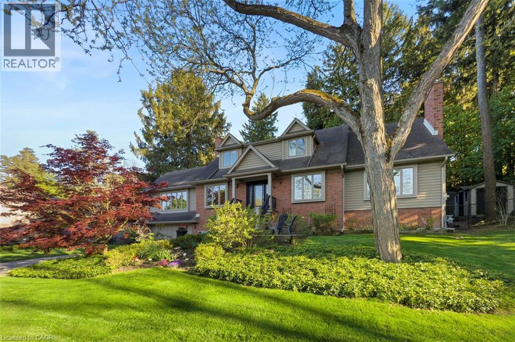 18 STONEGATE Drive