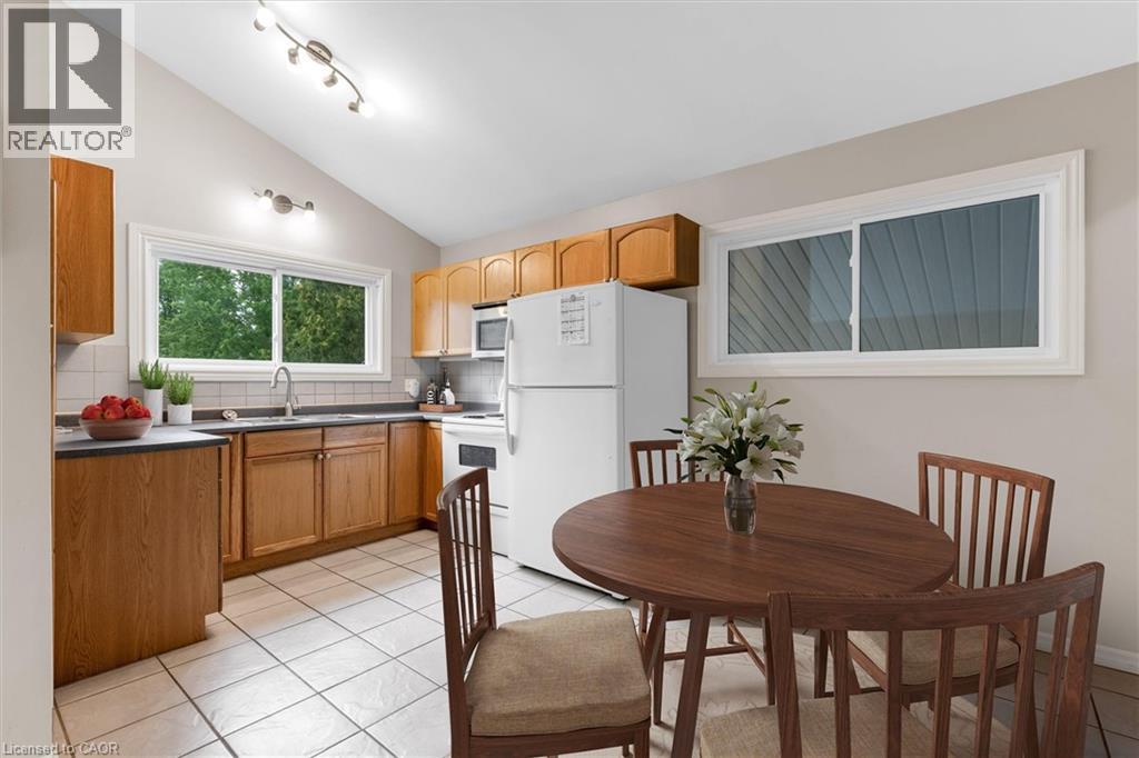 38 TEWKSBURY Crescent