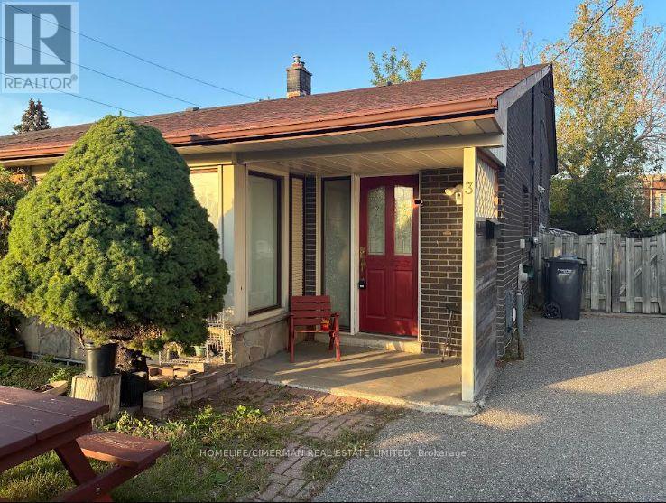 3 BENTON STREET, BRAMPTON (BRAM EAST), ON L6W 3B8 - Image 3206204285.jpeg?d=l