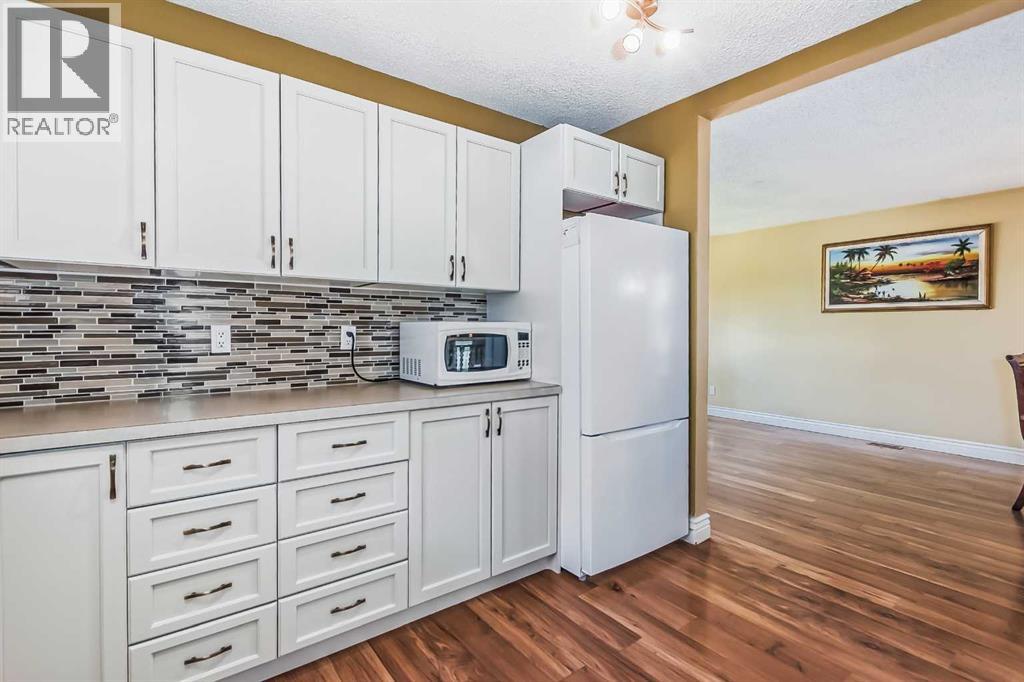 55 Bermuda Close NW