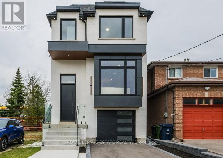 Photo 1 of 49 — 4 LUNNESS ROAD, Toronto (Alderwood), ON M8W 4M3