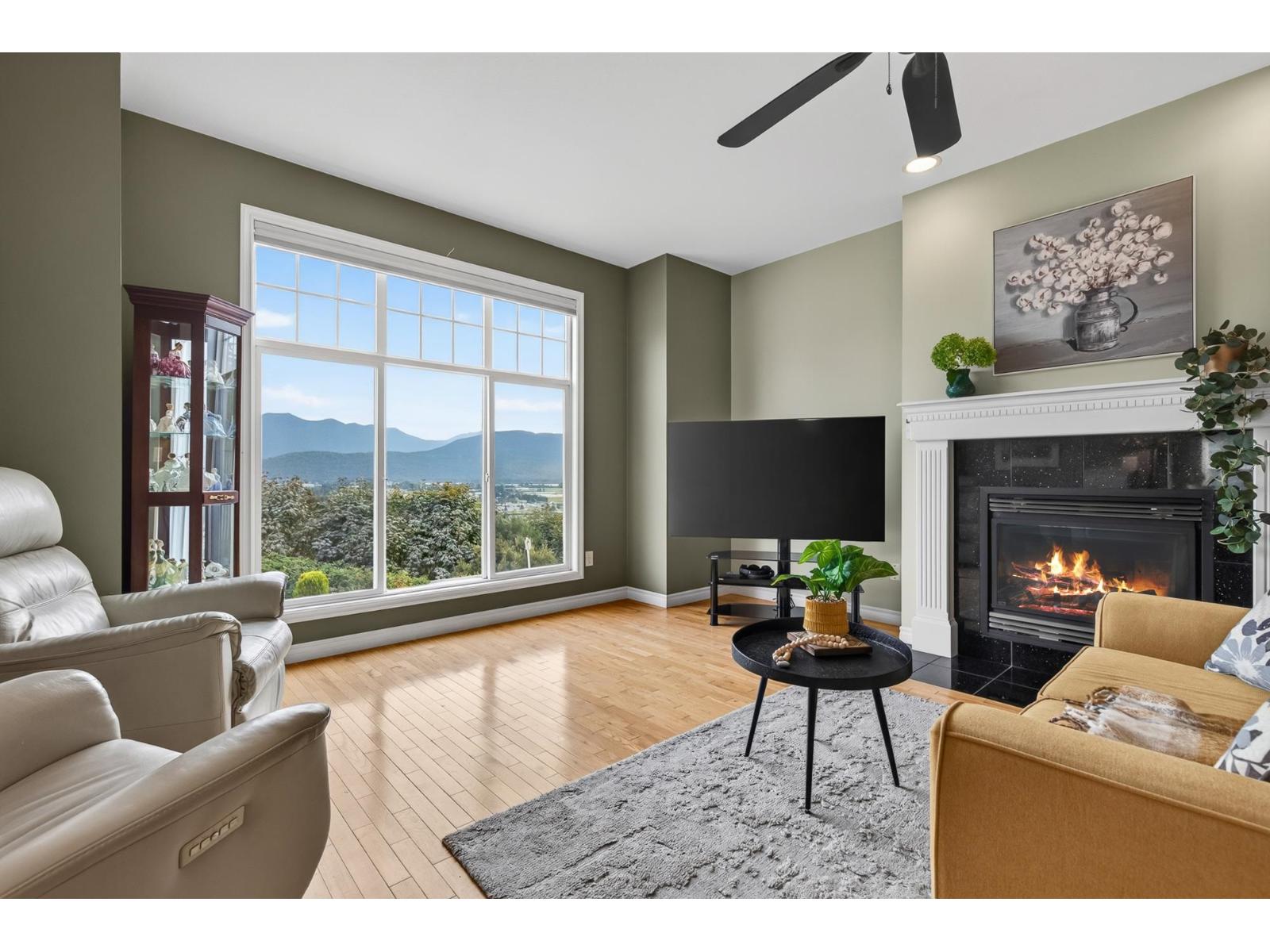 71 8590 SUNRISE DRIVE, Chilliwack Mountain