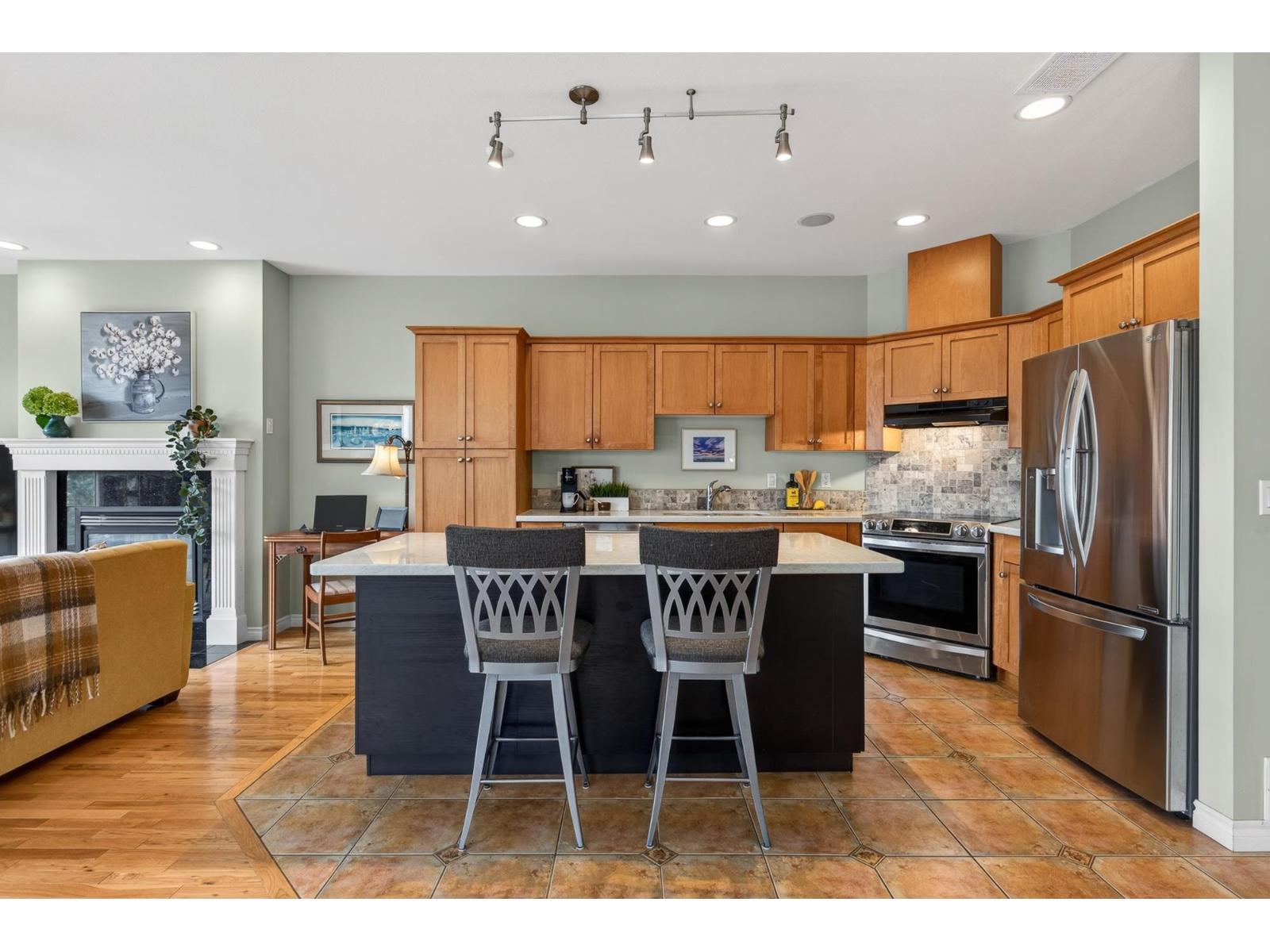 71 8590 SUNRISE DRIVE, Chilliwack Mountain