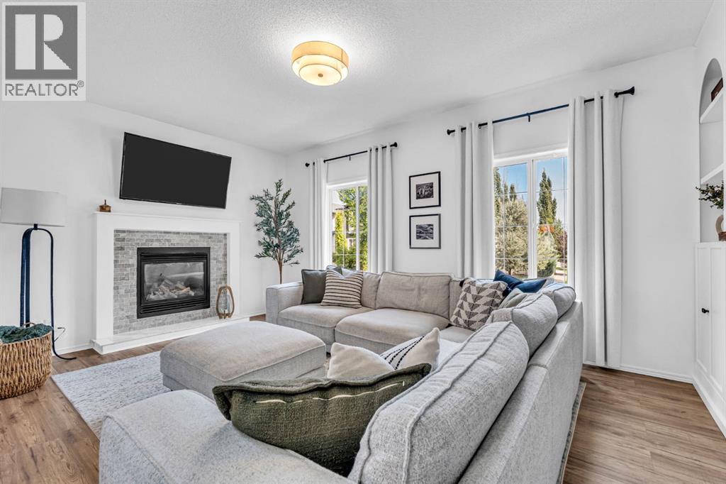 123 Elgin Meadows Way SE