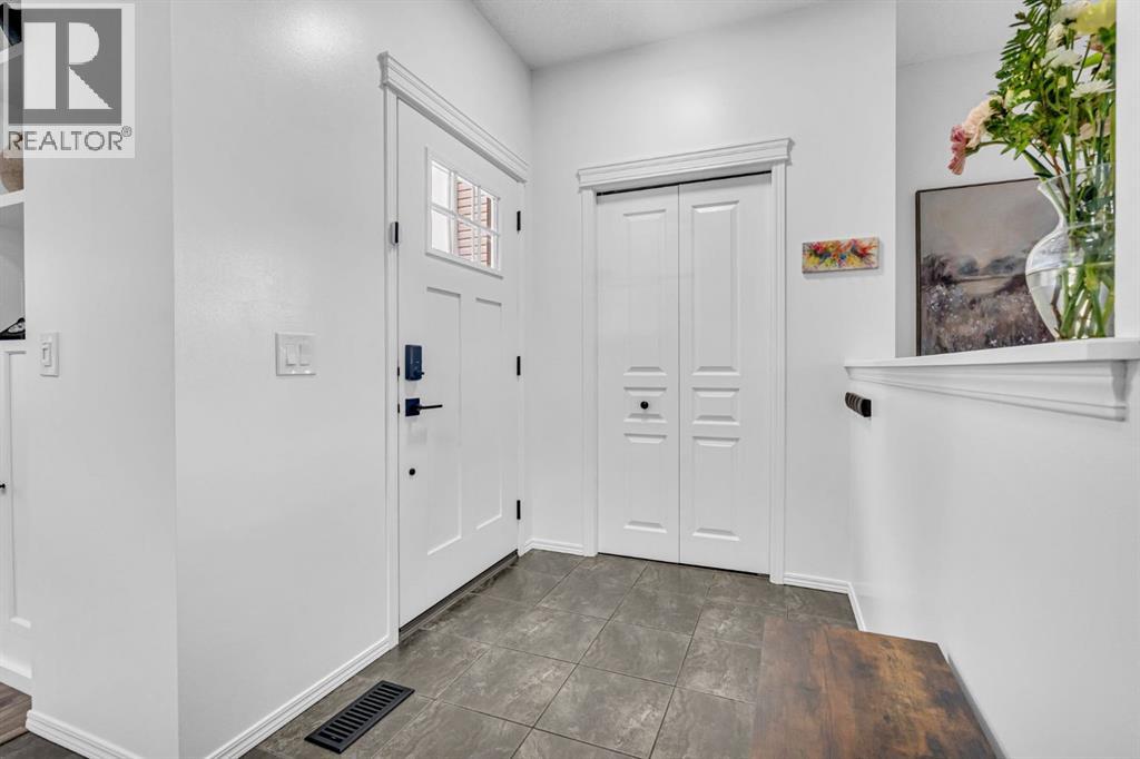 123 Elgin Meadows Way SE