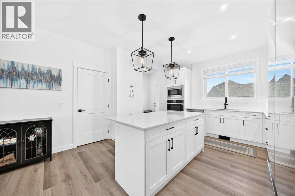 35 Silverton Glen Green SW