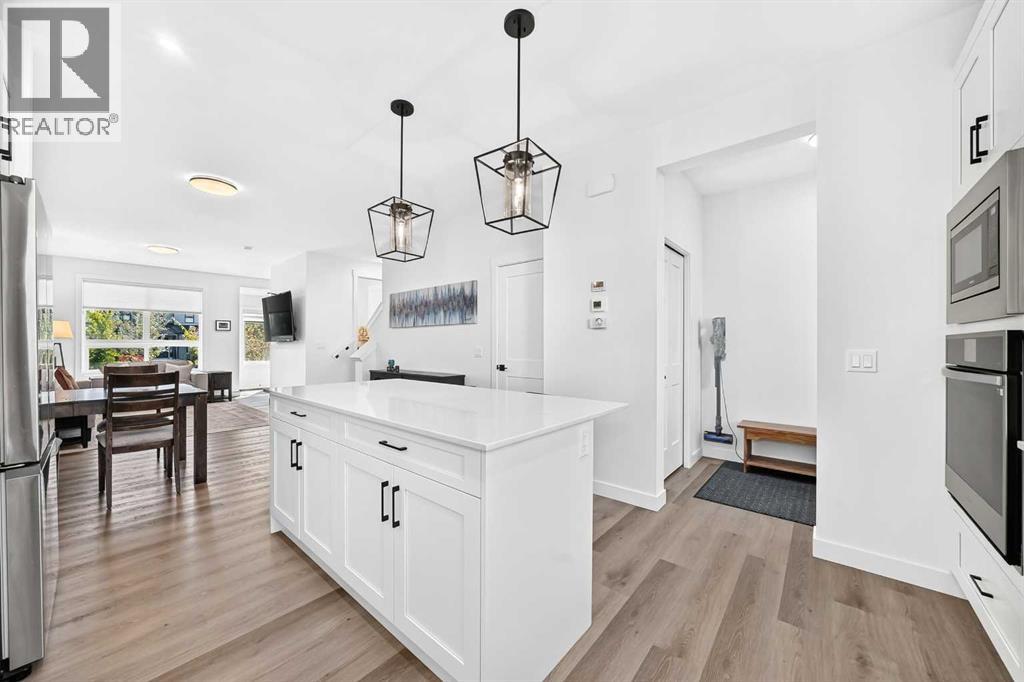 35 Silverton Glen Green SW