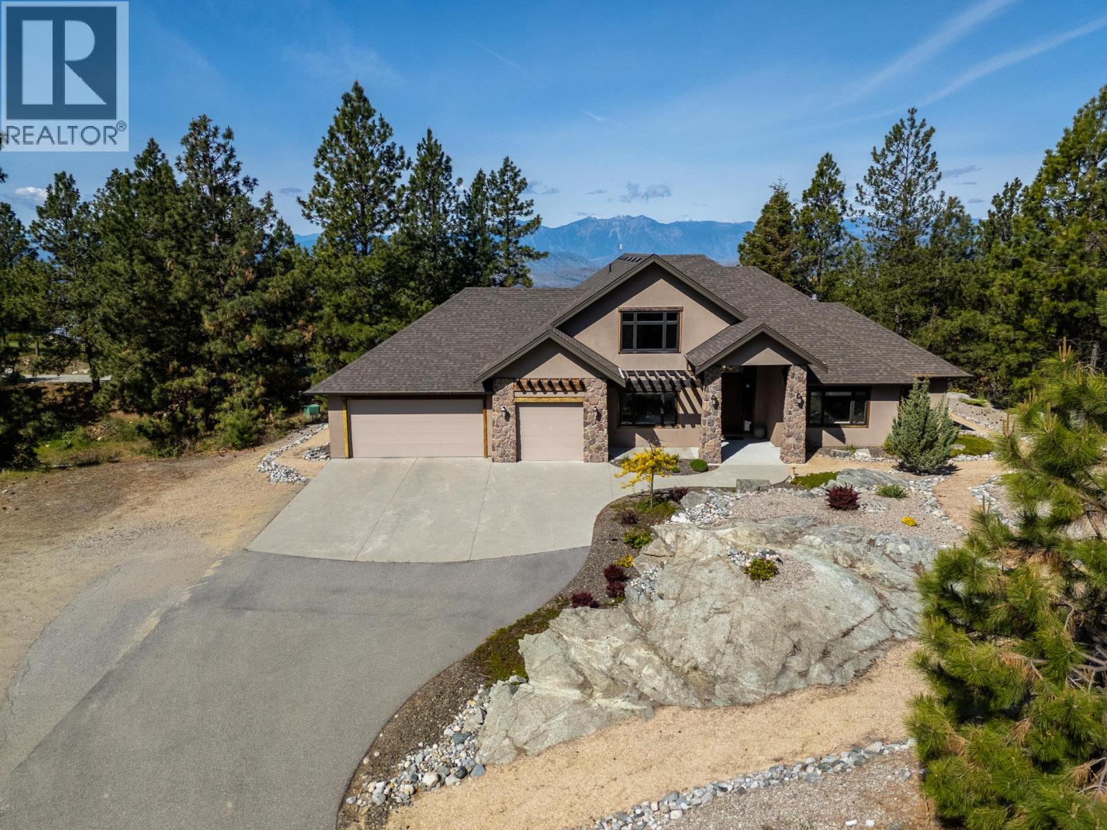 136 Falcon Place