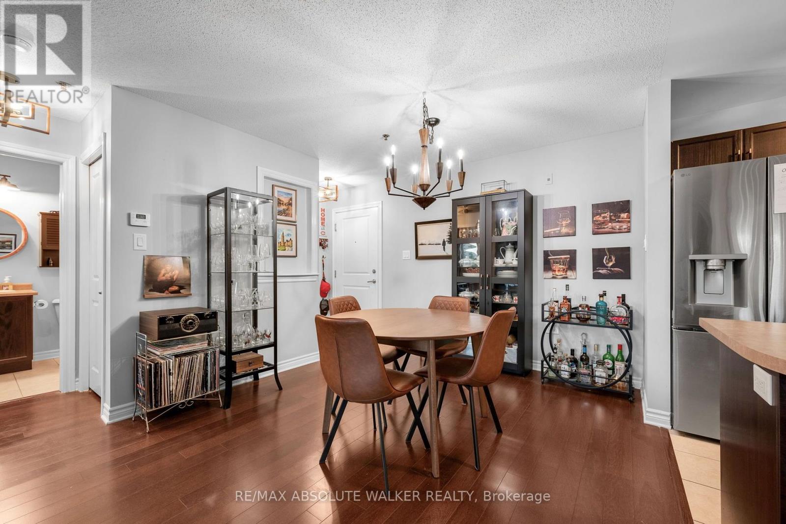208 - 151 POTTS PRIVATE